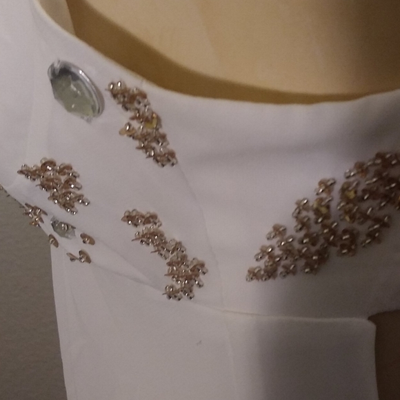 White Embellished Evening / Special Occasion - Picture 5 of 12